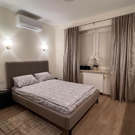 Apartament 70 Metro Varşova Dış mekan fotoğraf